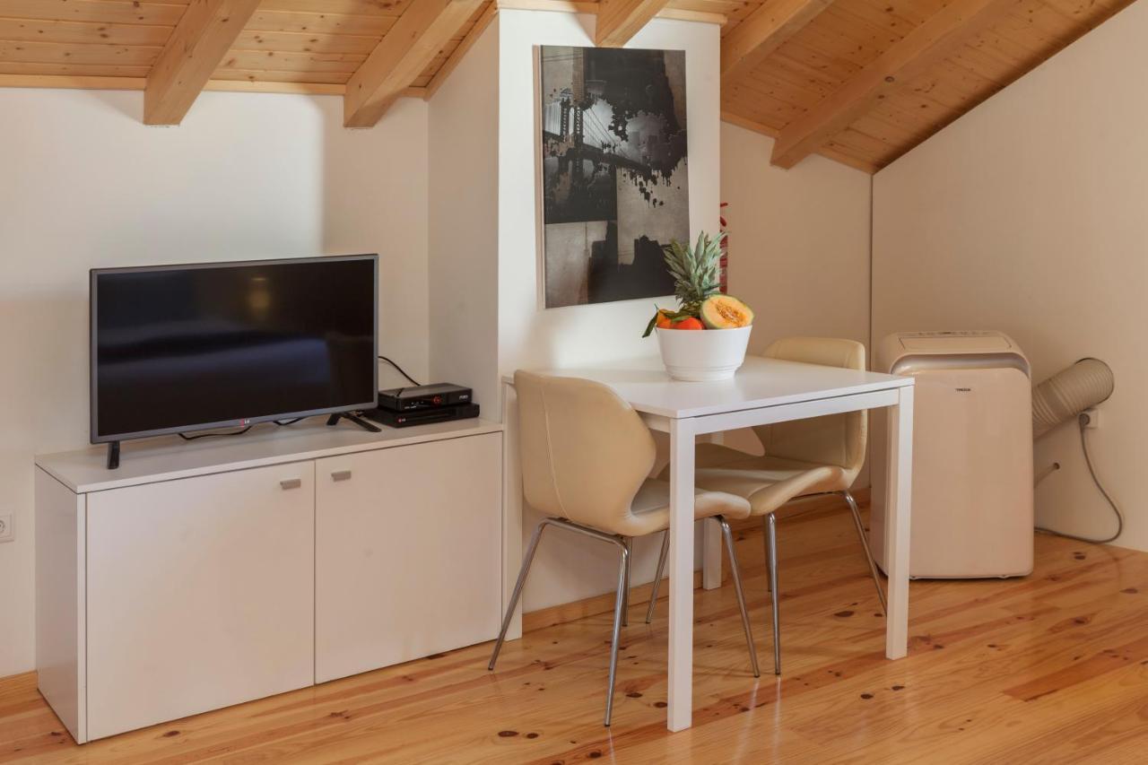 Apartment Bo - Almada