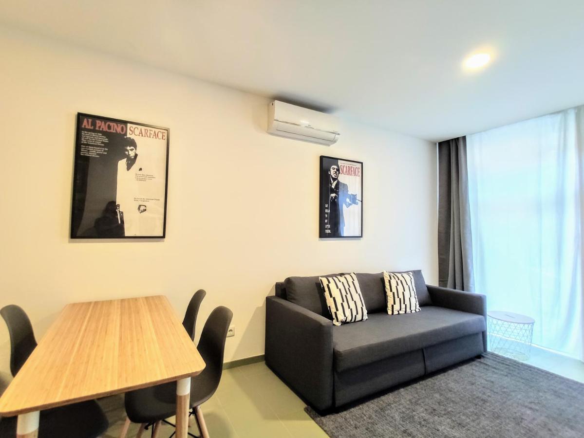 Apartment Bombarda Cinema *