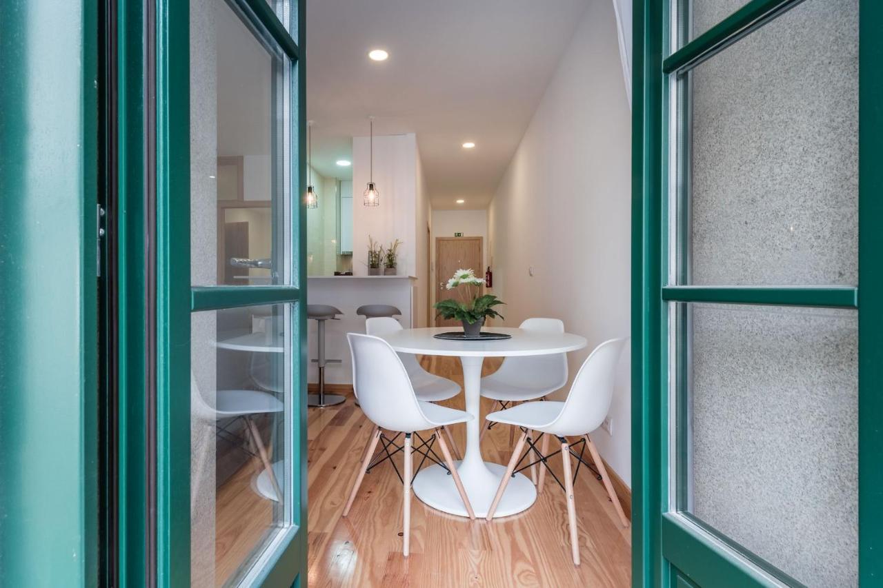 Apartment Lovelystay - 1br Flat W Ac And Balcony By Aliados Porto