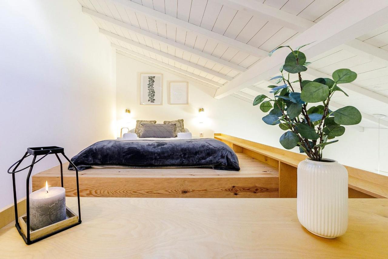 Apartment Lovelystay - Burgaes