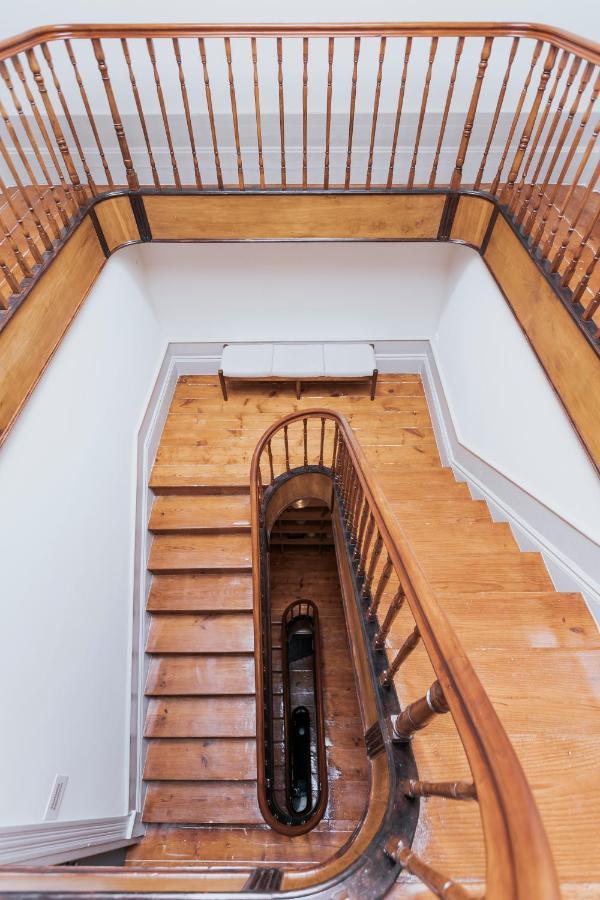 Gallery Townhouse & 2* Porto