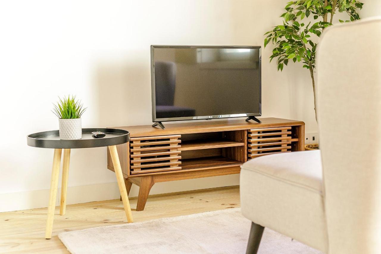 Lovelystay - Burgaes