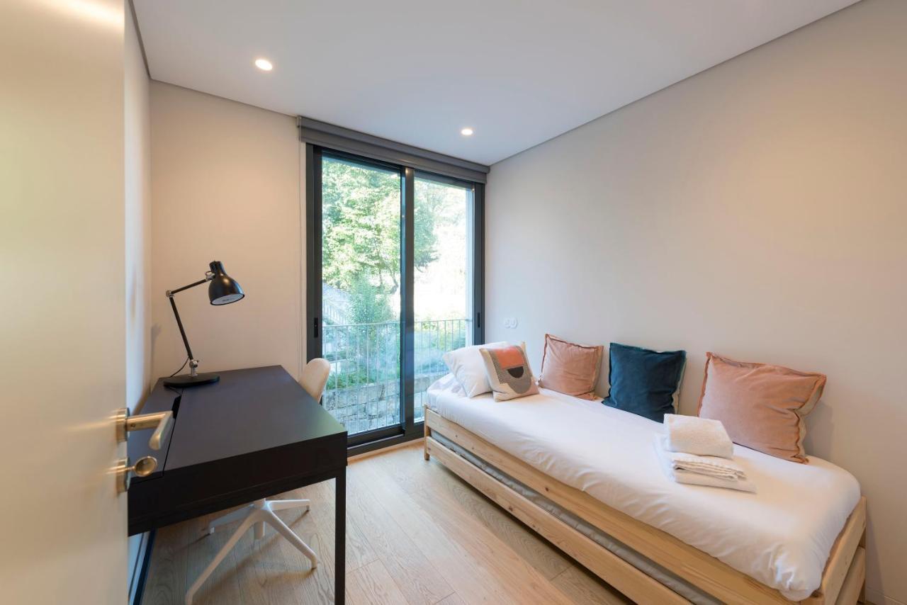 Lovelystay - Primrose 2br Flat With Free Parking, Ac And Balcony
