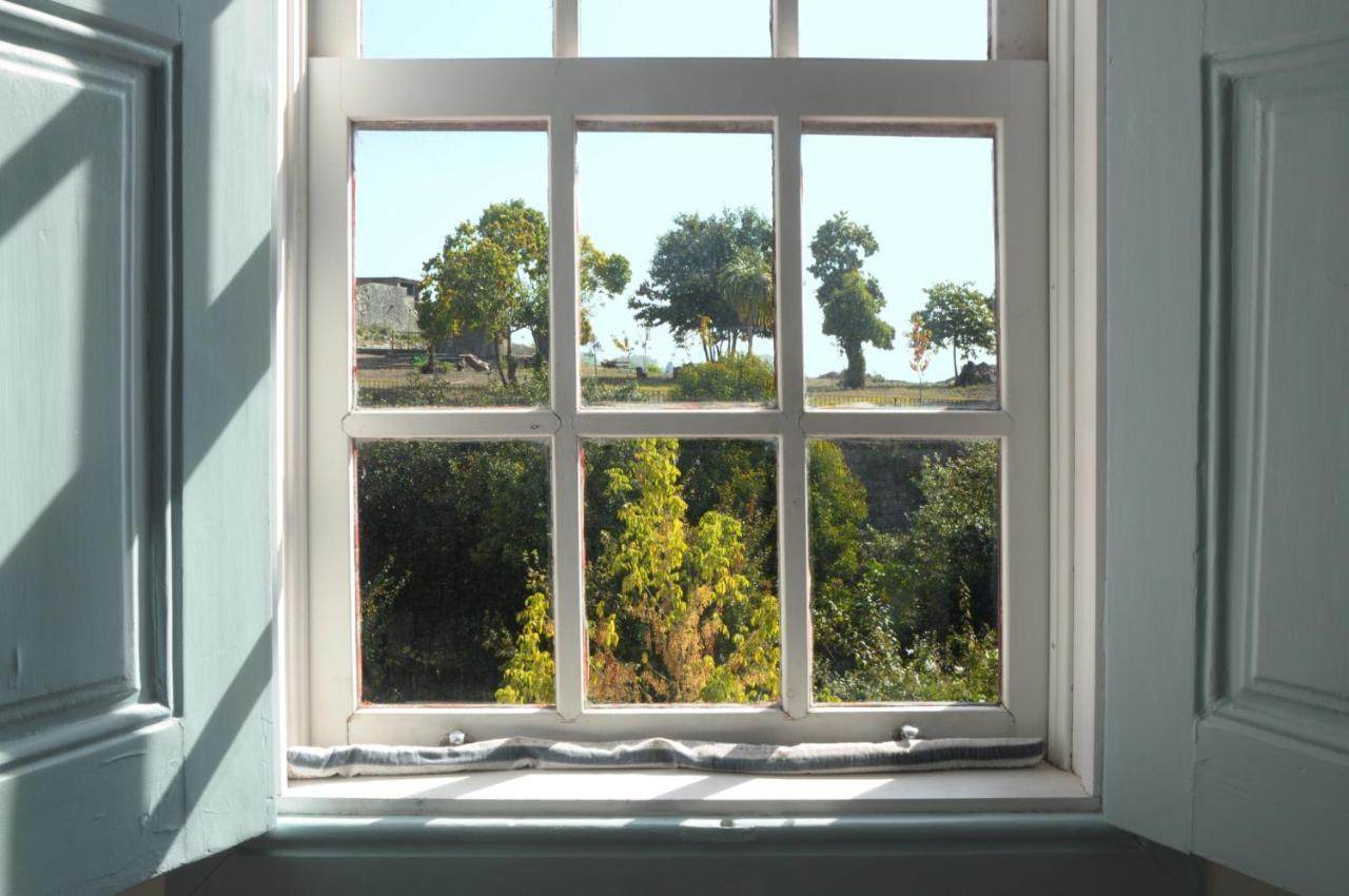 Bed & Breakfast 9:36 -