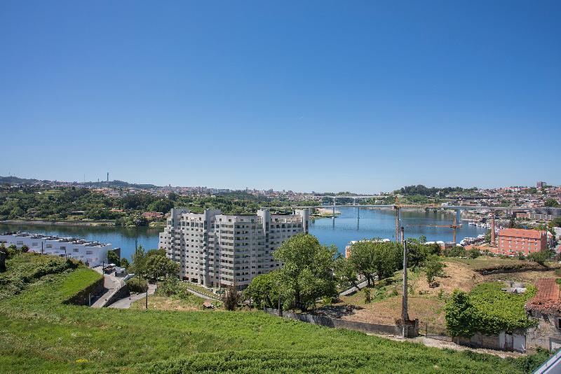 Luxury River View *