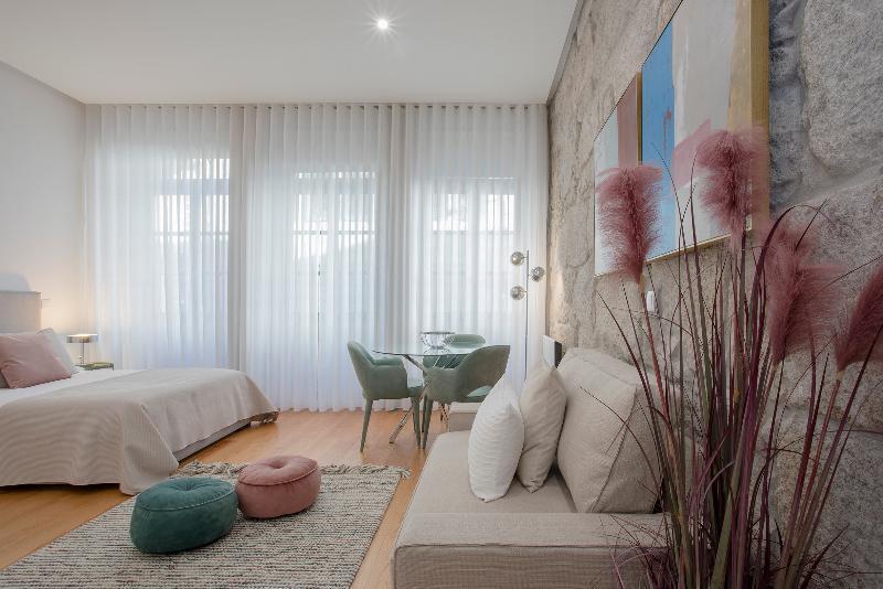 Downtown Luxury Apartment *