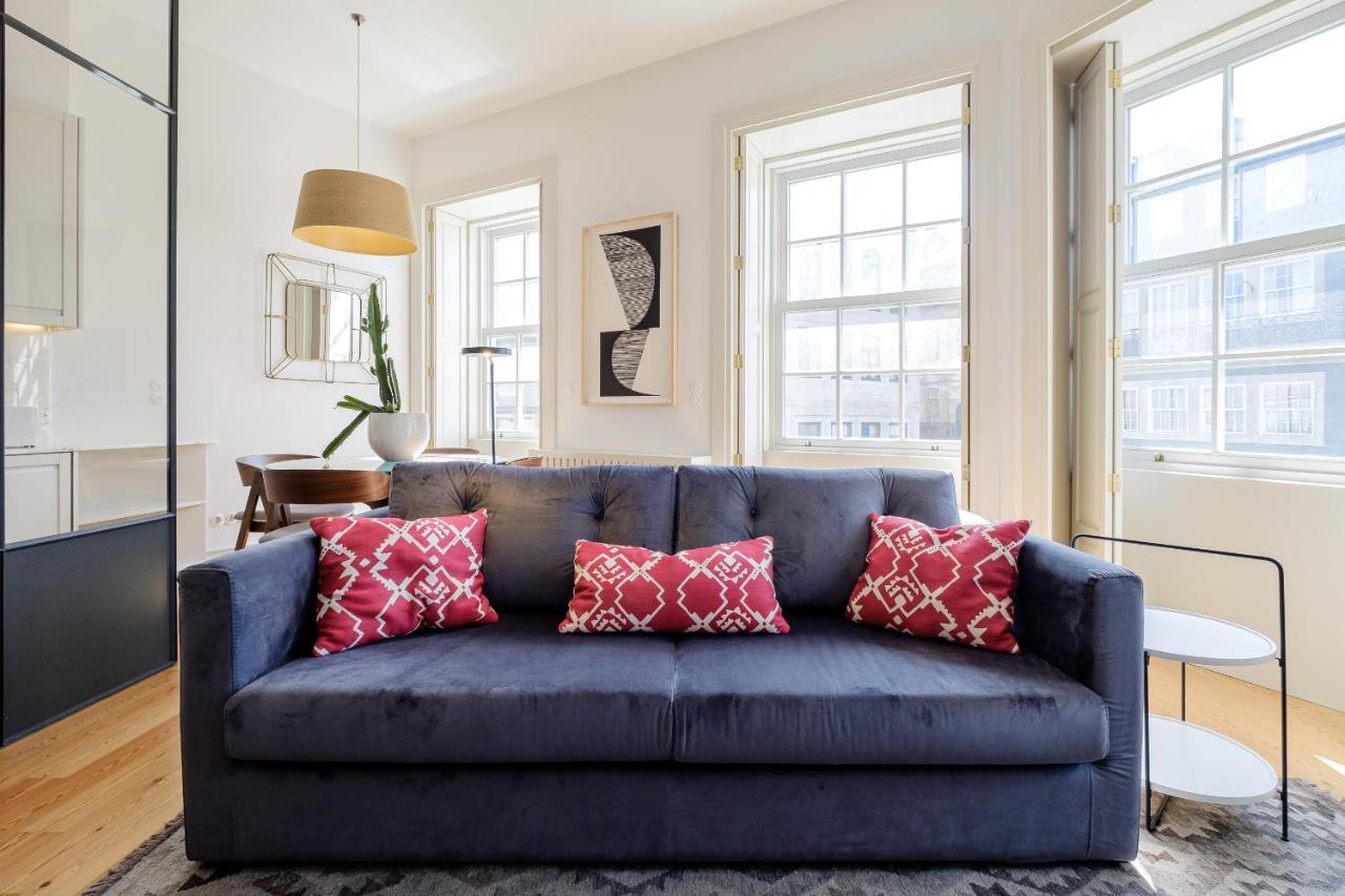 Boutique Rentals- The Ribeira***** Great Views * Porto