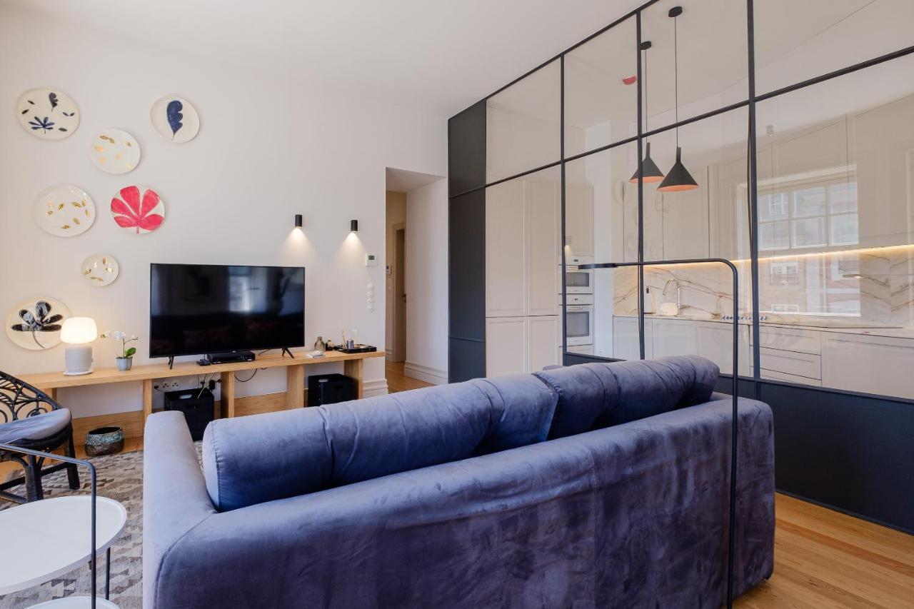 Boutique Rentals- The Ribeira***** Great Views * Porto