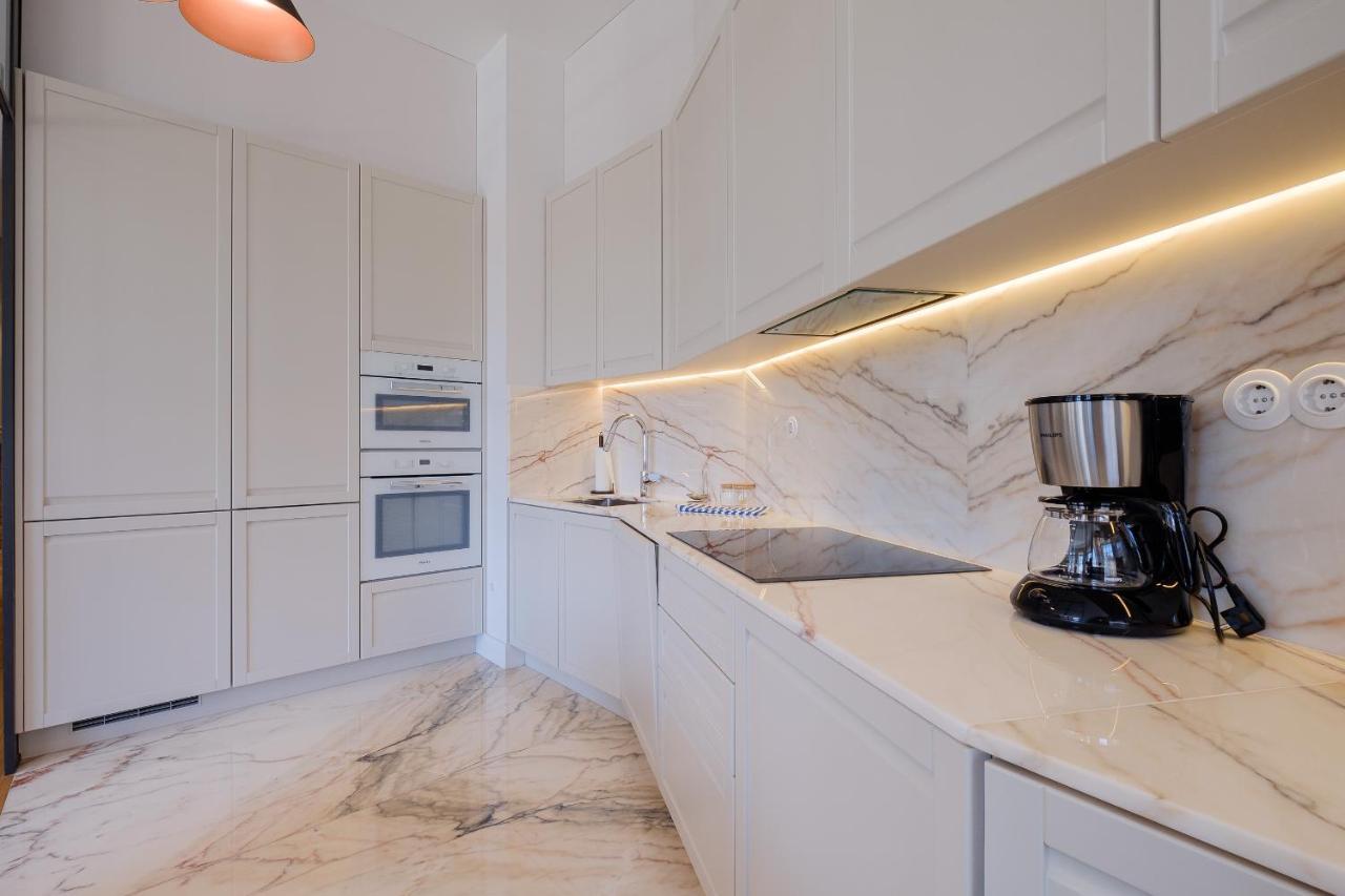 Boutique Rentals- The Ribeira***** Great Views Apartment *