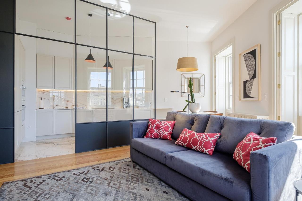 Boutique Rentals- The Ribeira***** Great Views Porto