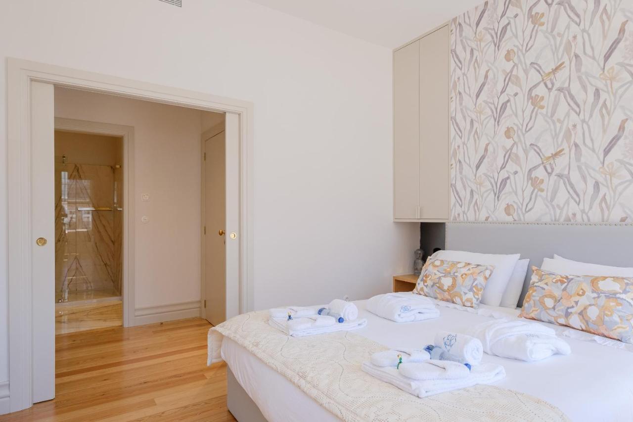 Boutique Rentals- The Ribeira***** Great Views *