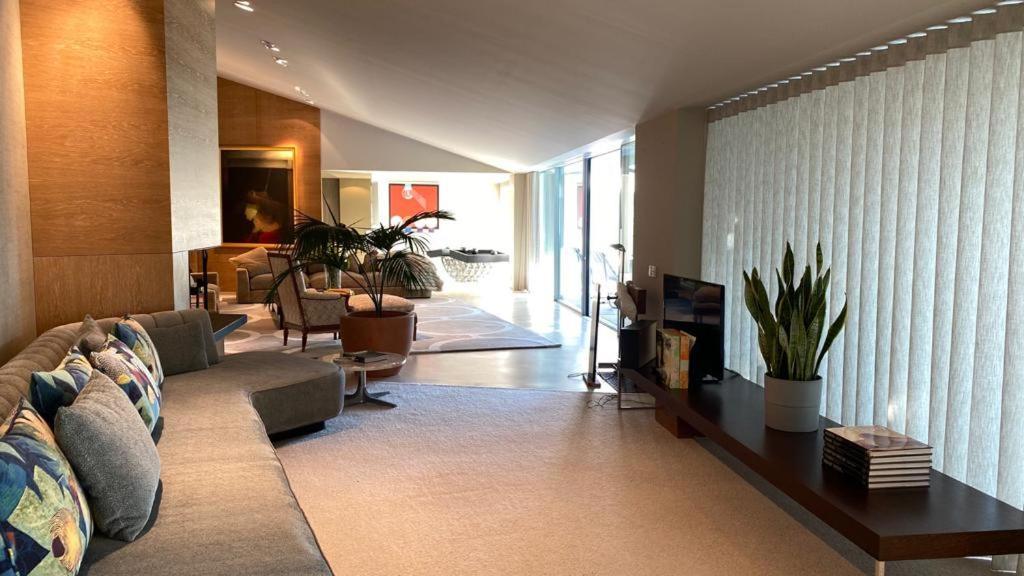 Boomerang House - Luxury House Next To City Park