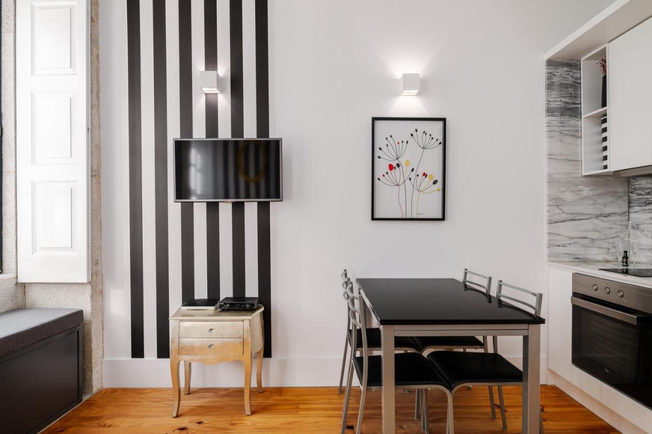 Apartment Flores Street *