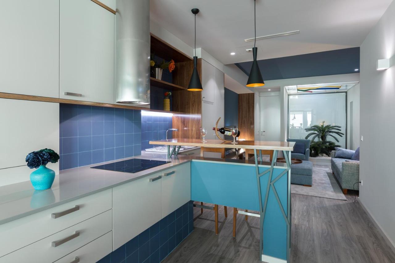 Charming Luxurious Flat With Garage By Host Wise *