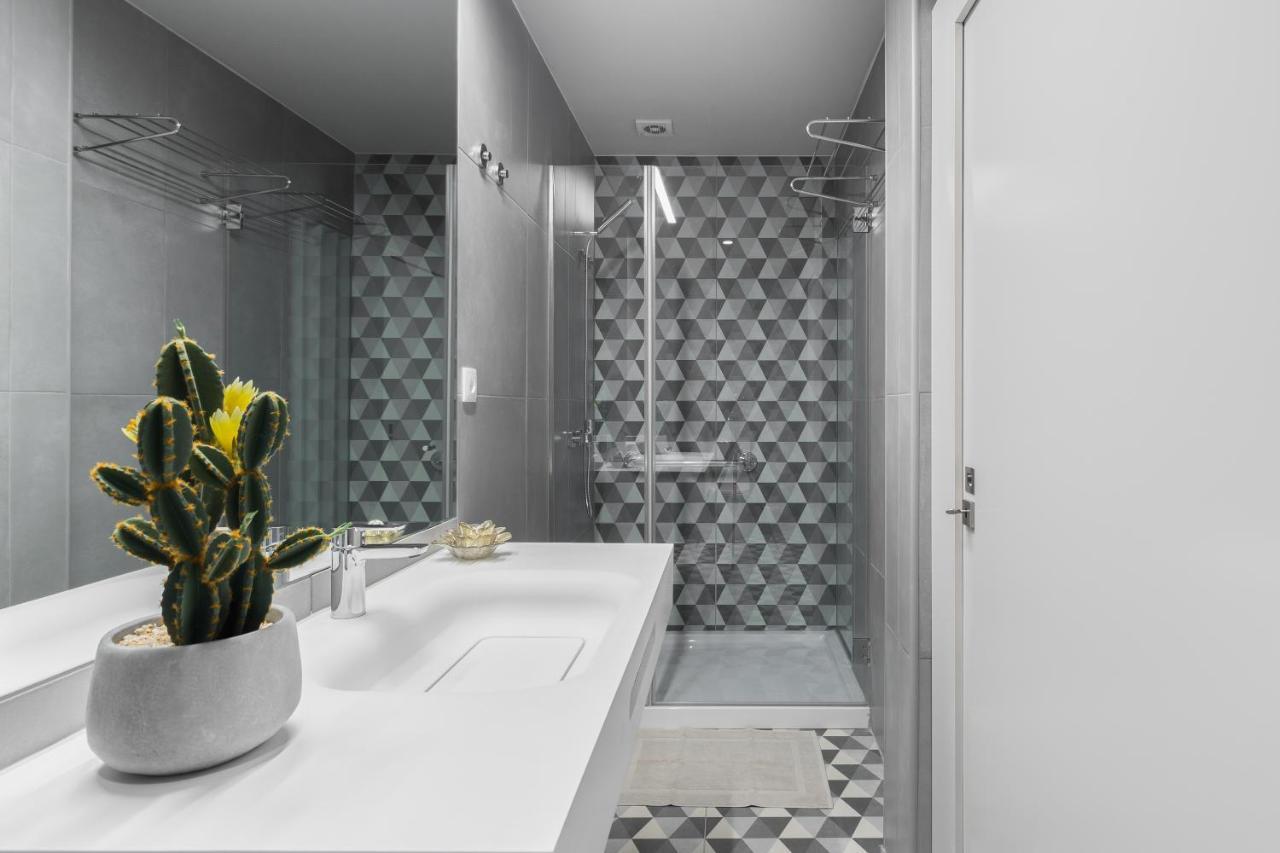Charming Luxurious Flat With Garage By Host Wise Apartamento Porto