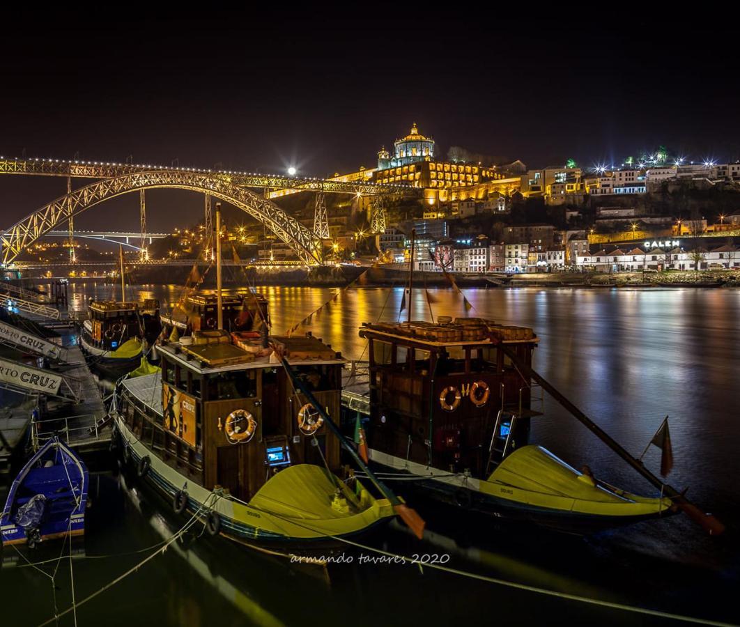 Sleepboat Yacht Porto