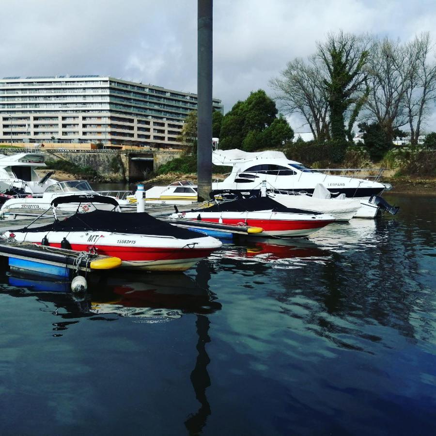 Sleepboat Yacht Porto