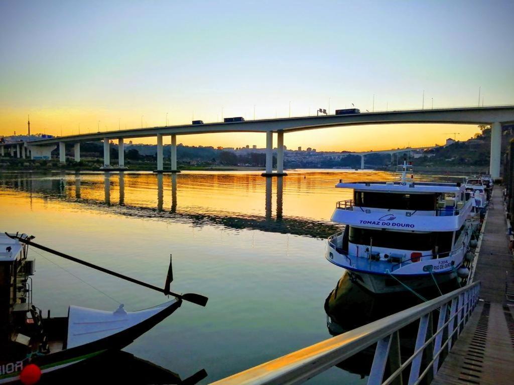 Sleepboat Yacht Botel