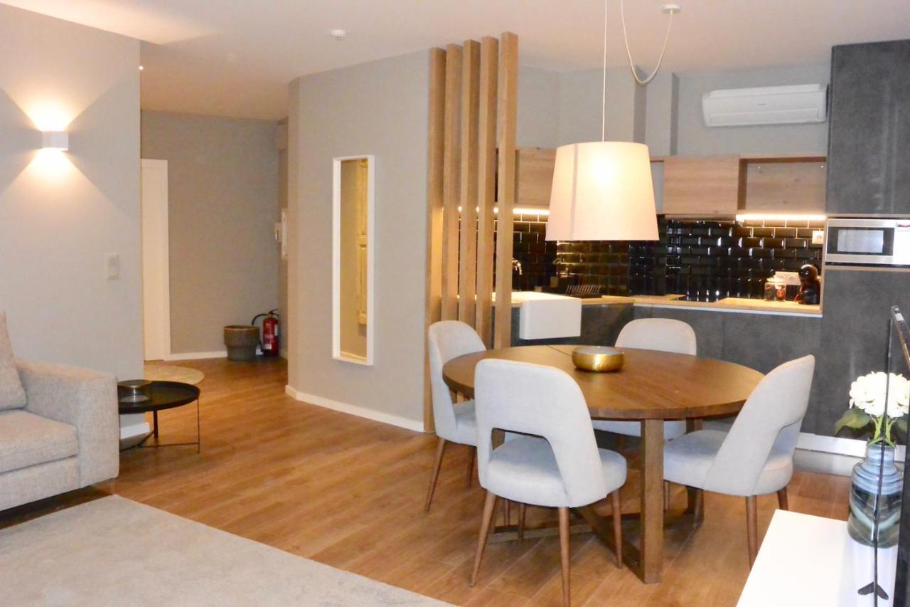 Lf Camelia Deluxe Apartment, By Flat In Apartamento