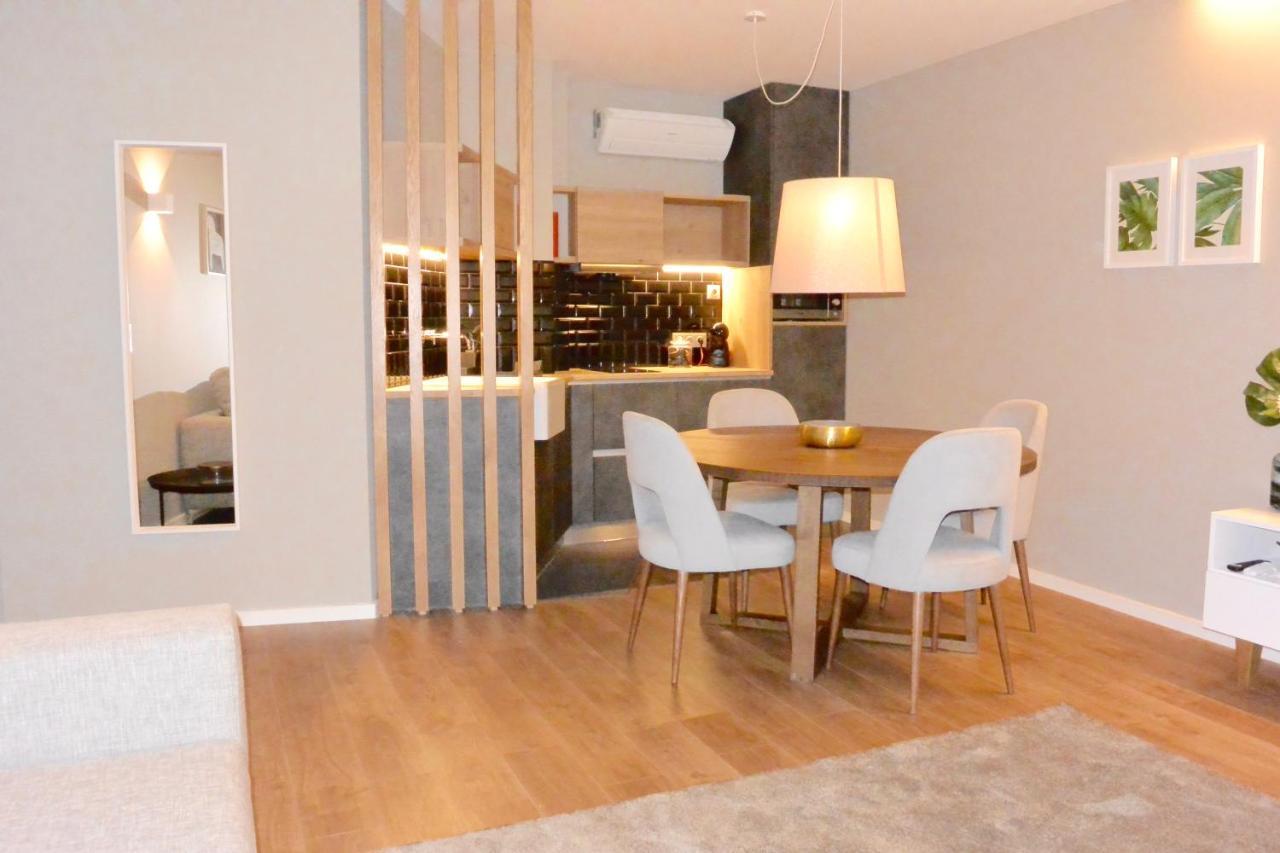 Lf Camelia Deluxe Apartment, By Flat In Apartamento