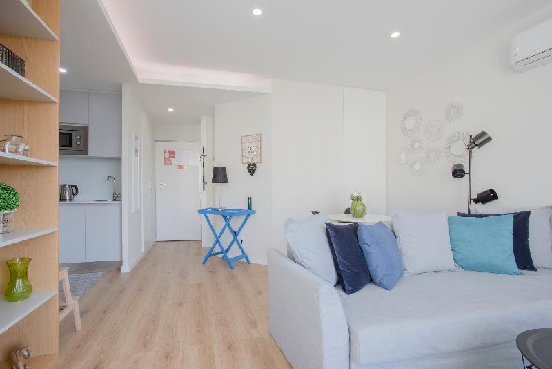 Apartment Bright Light Porto