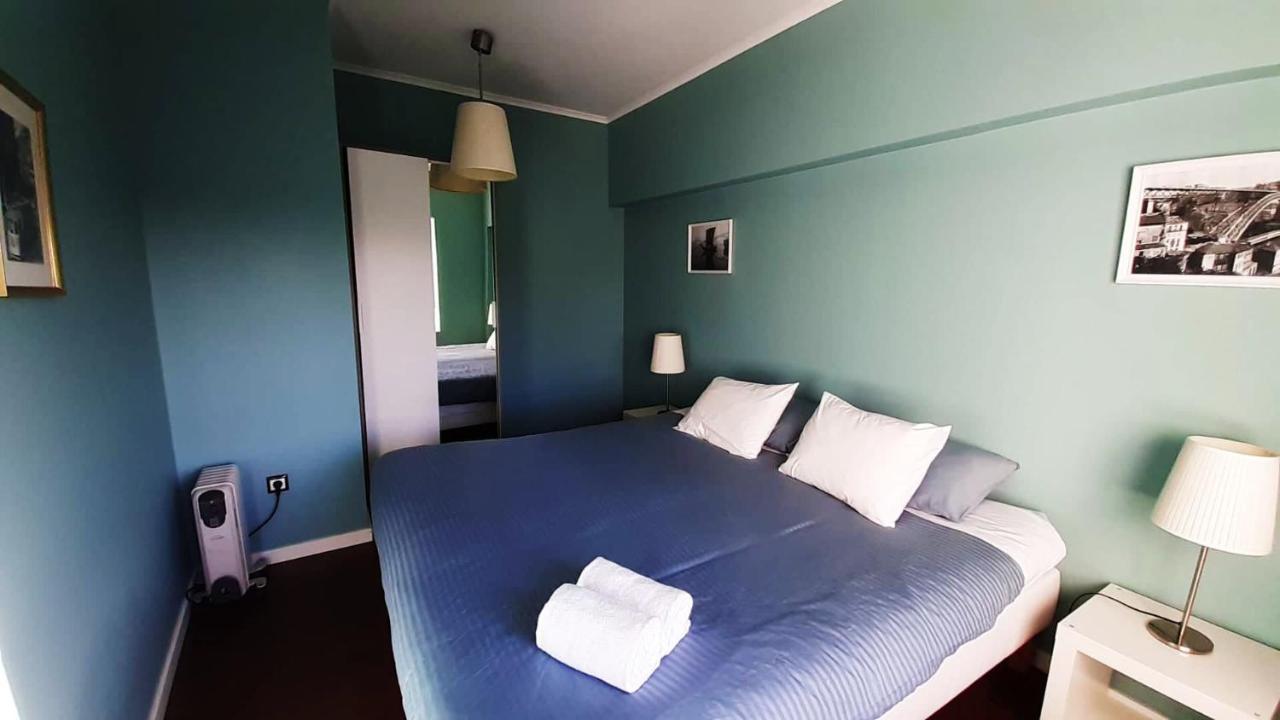 Downtown Main Str Apartment *