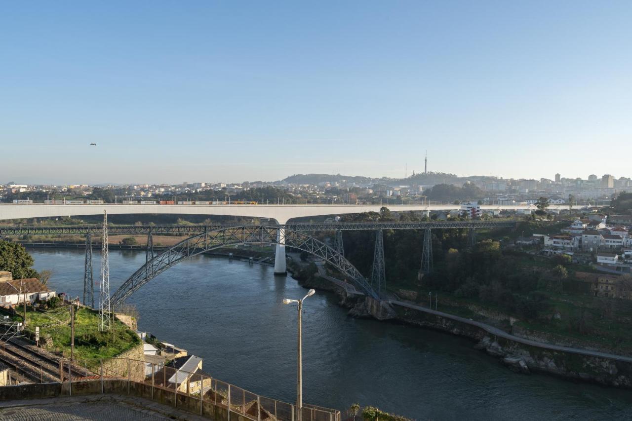 Trendy Flats - Instaworthy River View By Host Wise Apartment *