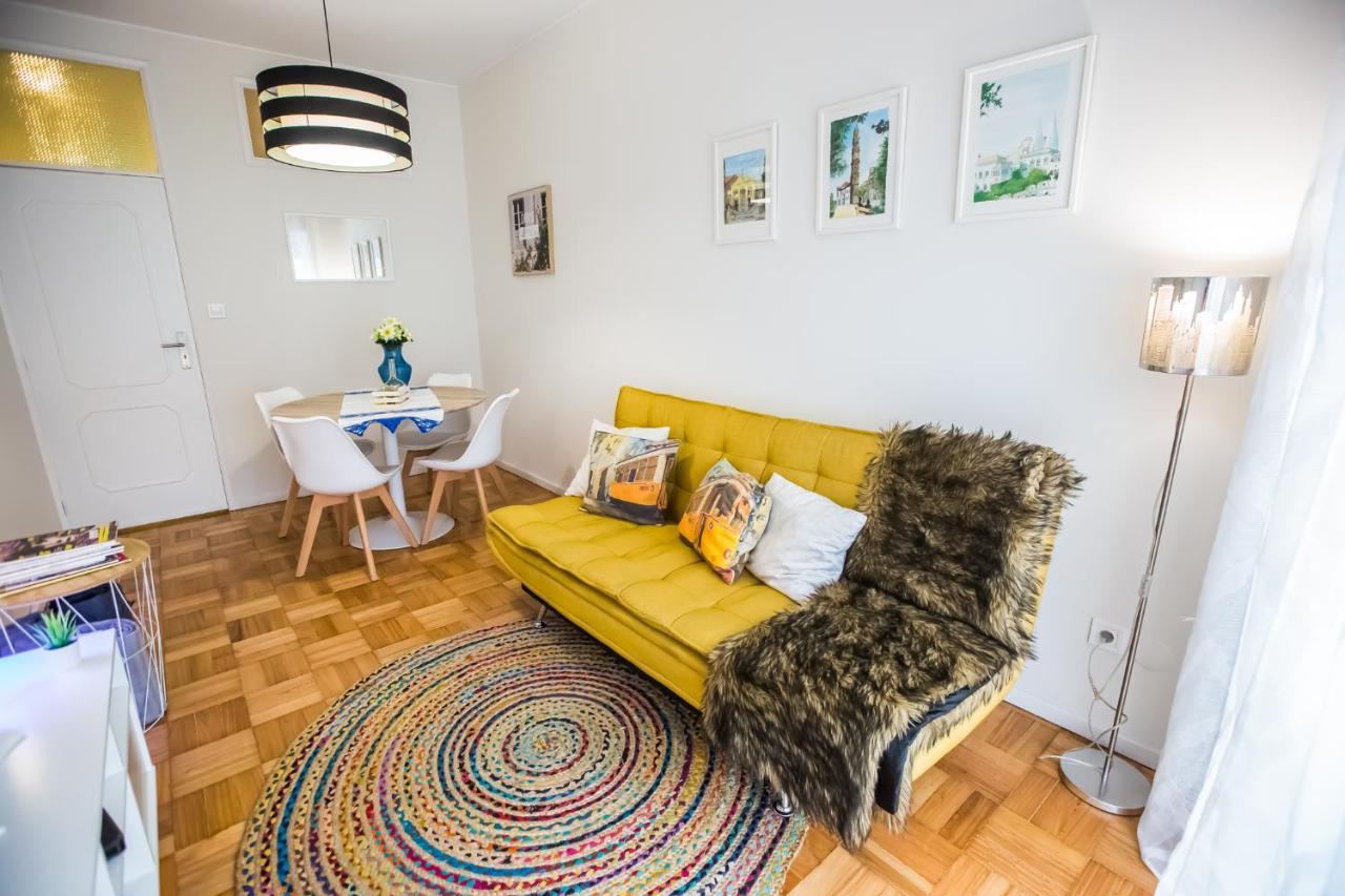 Apartment Choose Happiness