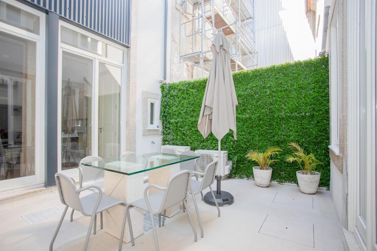 Liiiving In | Secret Terrace Apartment