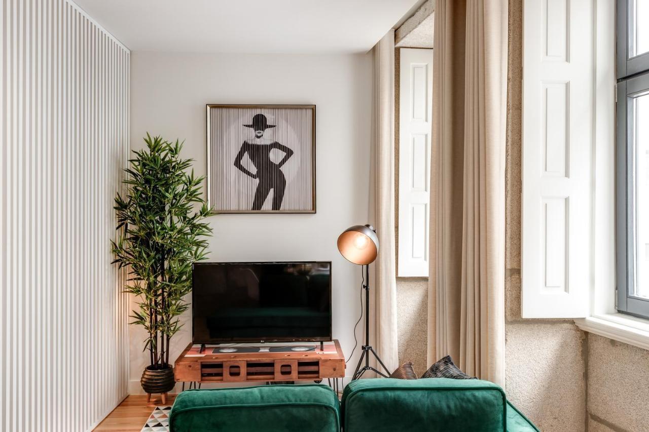Vintage Luxury House *