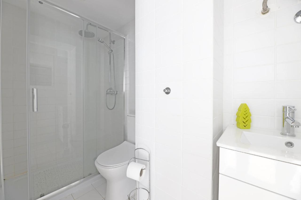 Flh With Balcony Apartamento