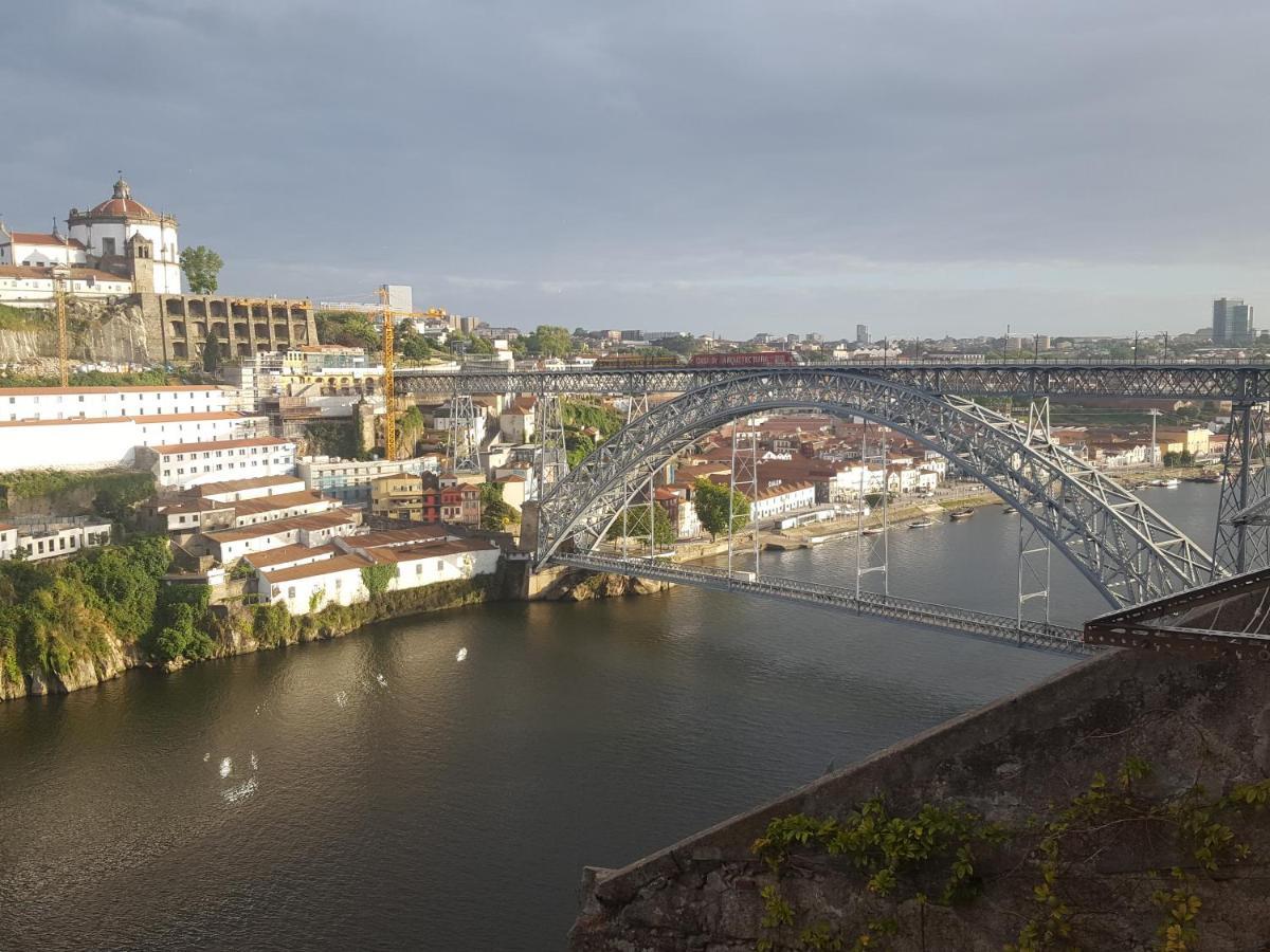 Lovely Miradouro Apartment