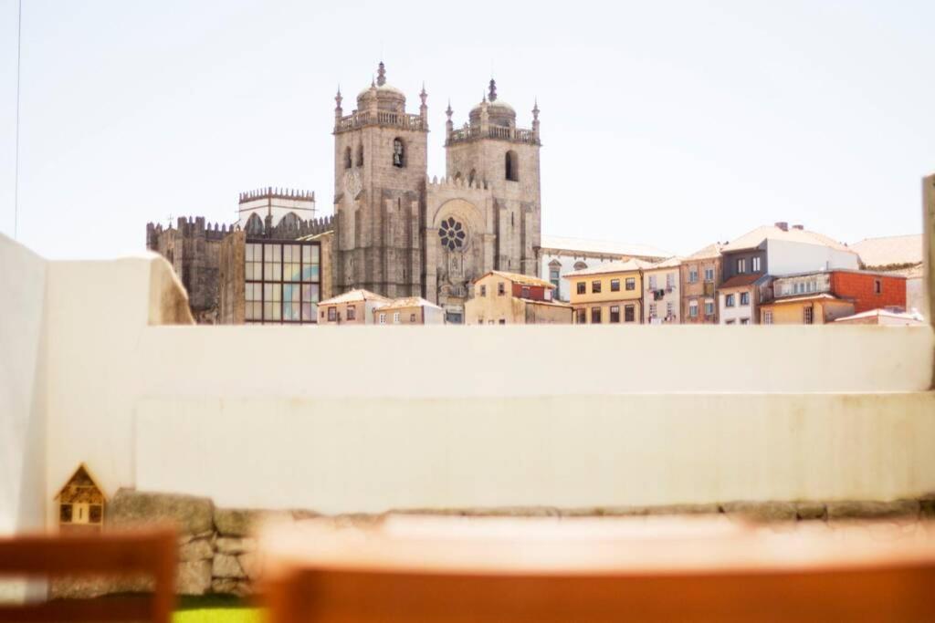 Vitoria Over The Roofs Ii