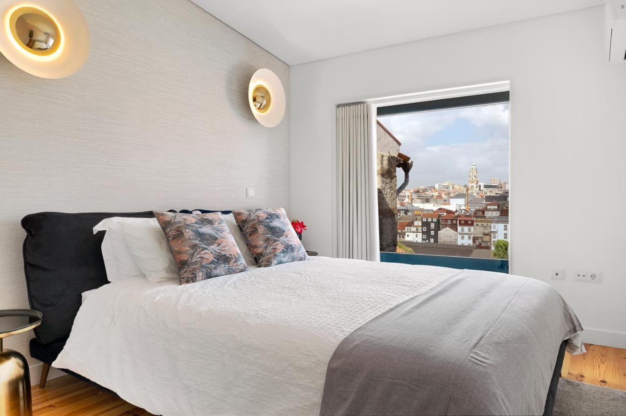 Apartment Rooftop Balcony At Historic Center *