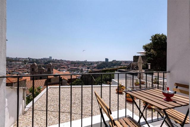 Tmh Virtudes Apartment Porto