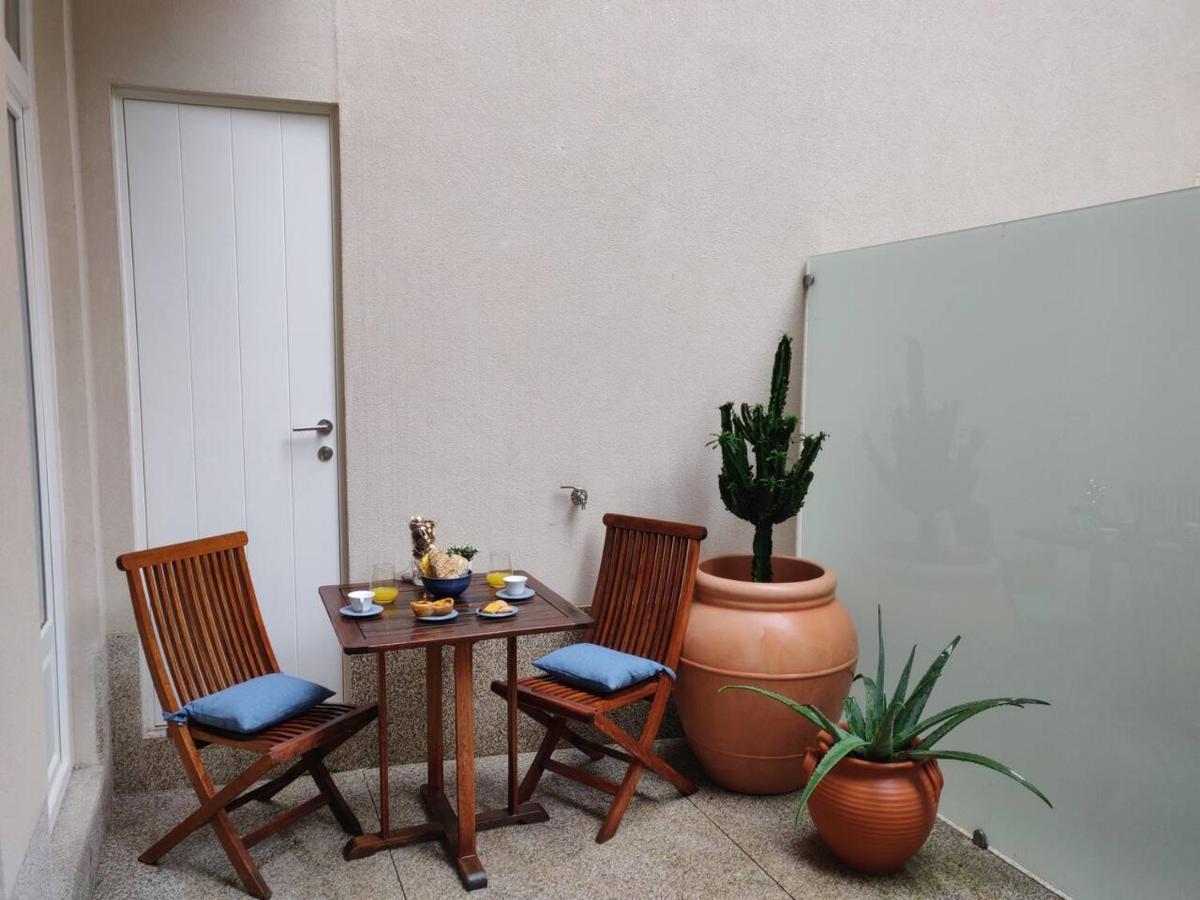 Apartment Boutique Rentals-flores Terrace Historical Centre Porto