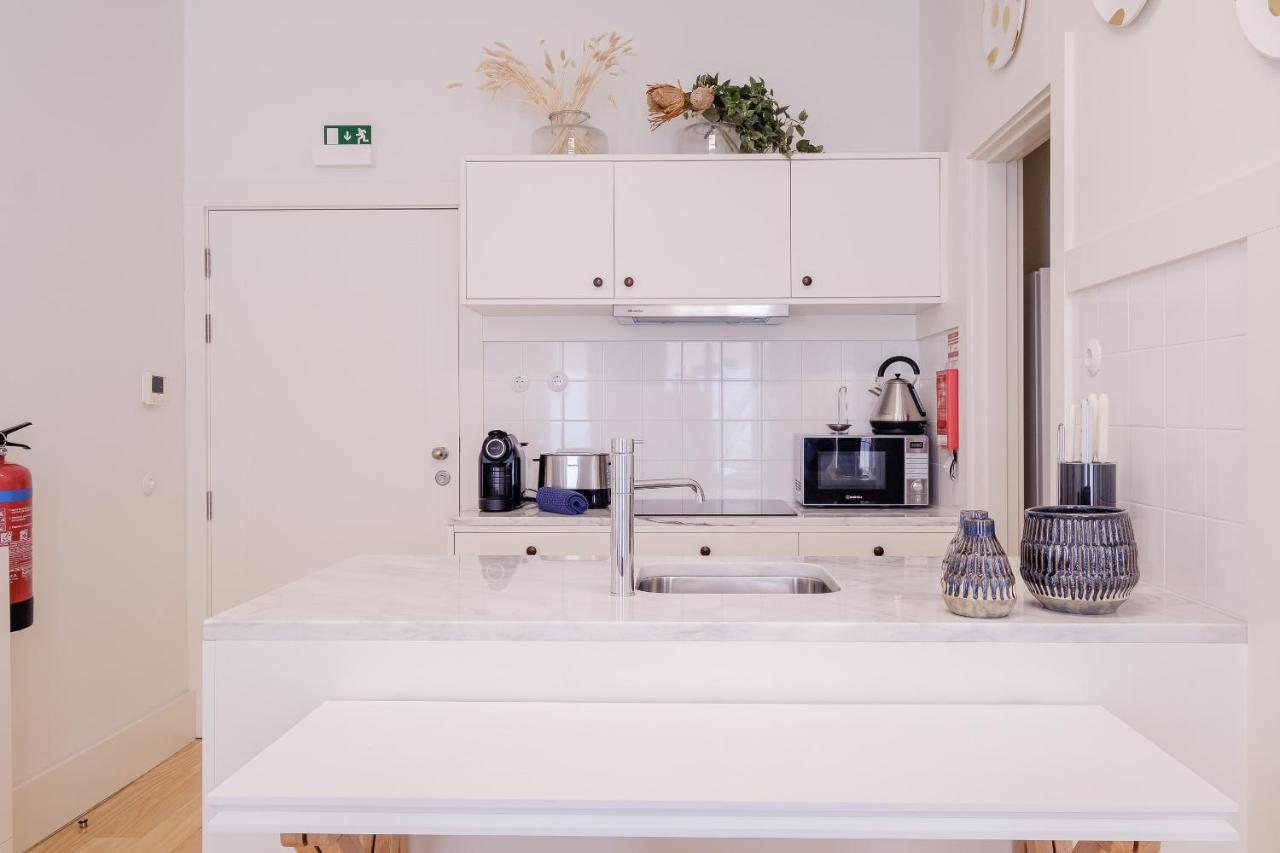 Boutique Rentals-flores Terrace Historical Centre Porto