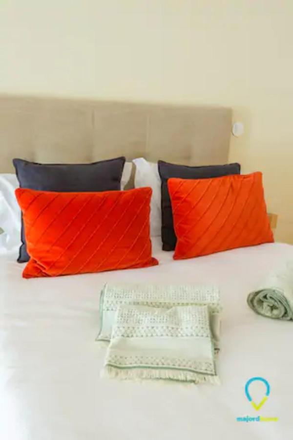 Pretty Apartment *