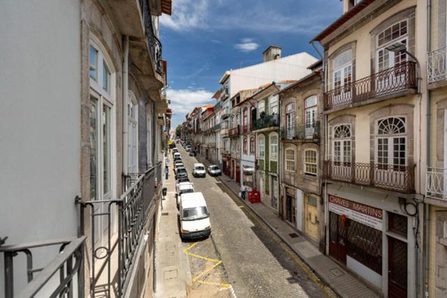 Touchy * Porto