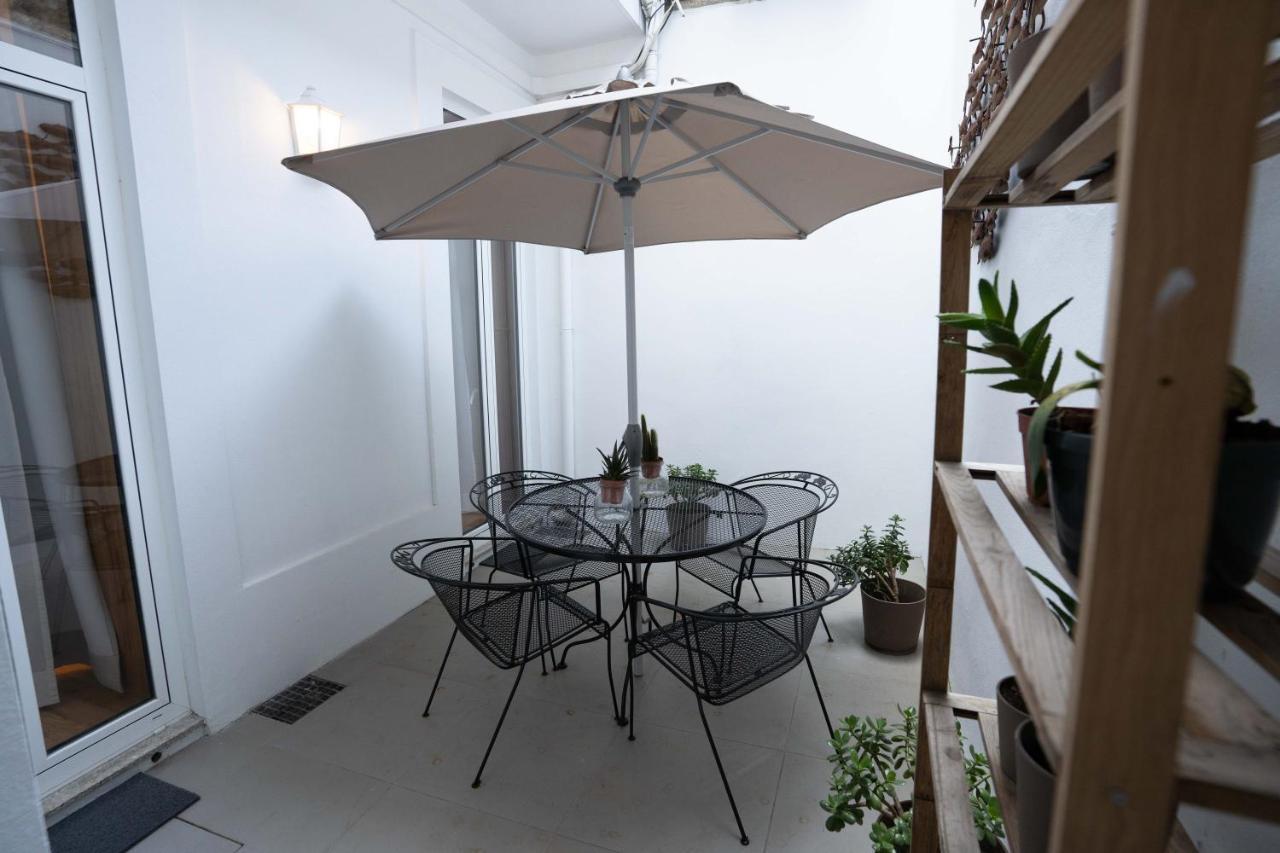 Apartment Downtown Relaxed With Private Yard *