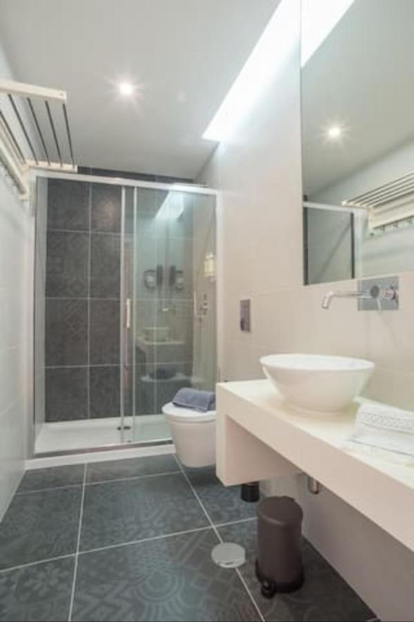 Apartment Tmh Torrinha *