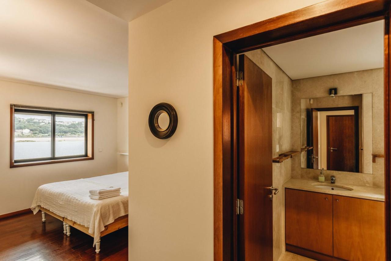 Riverfront Haven Family's Choice With Free Garage * Porto
