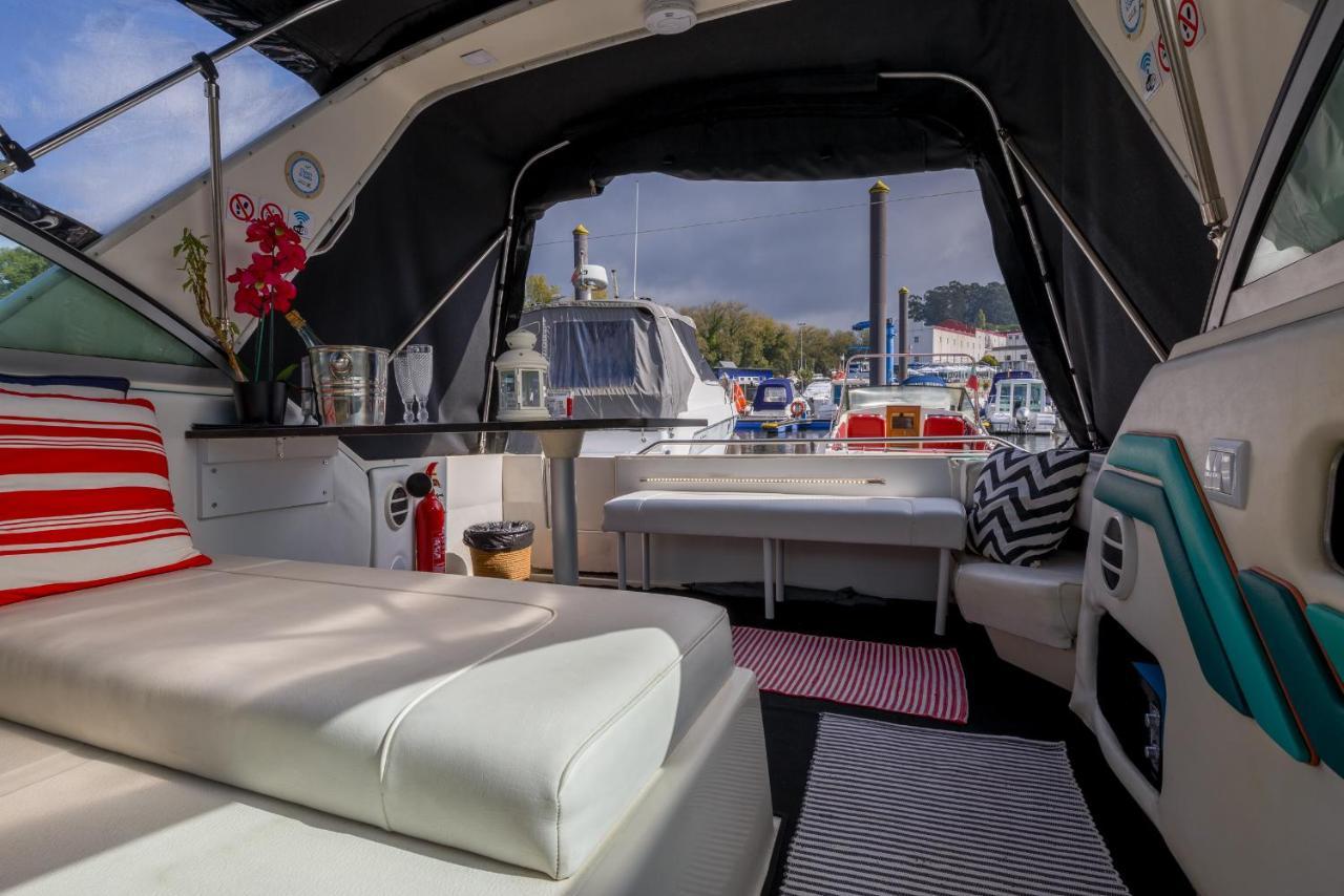 Sleepboat Barco Botel Porto