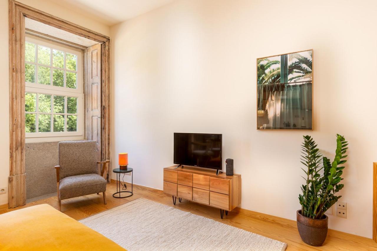 Tripas-coracao, Cordoaria River View, Garden View Or Loft Apartment