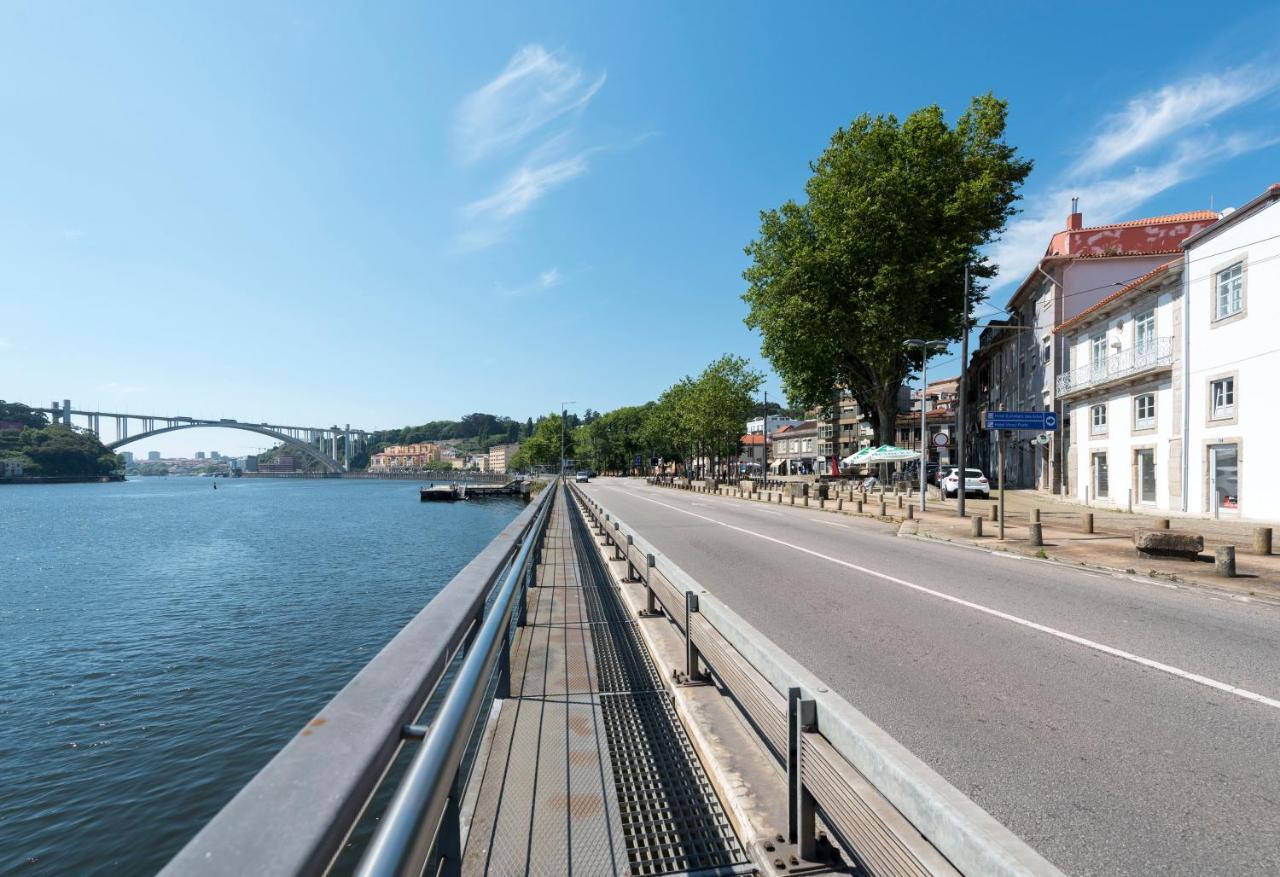 Quayside Douro River Porto