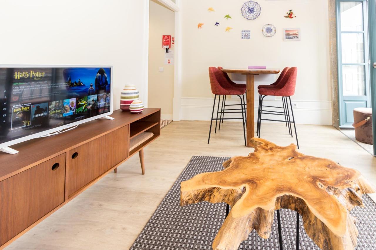 Guest H4u - Flores Lello Center Apartment Porto