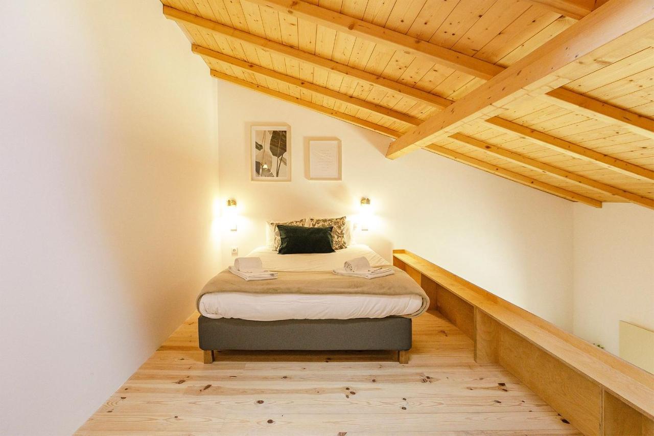 Lovelystay - Burgaes