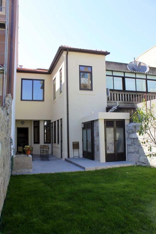 Spacious House In + Garden Holiday home Porto
