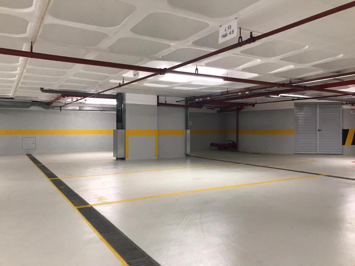 Free Parking - Aliados 107 Liberty Square Apartment *