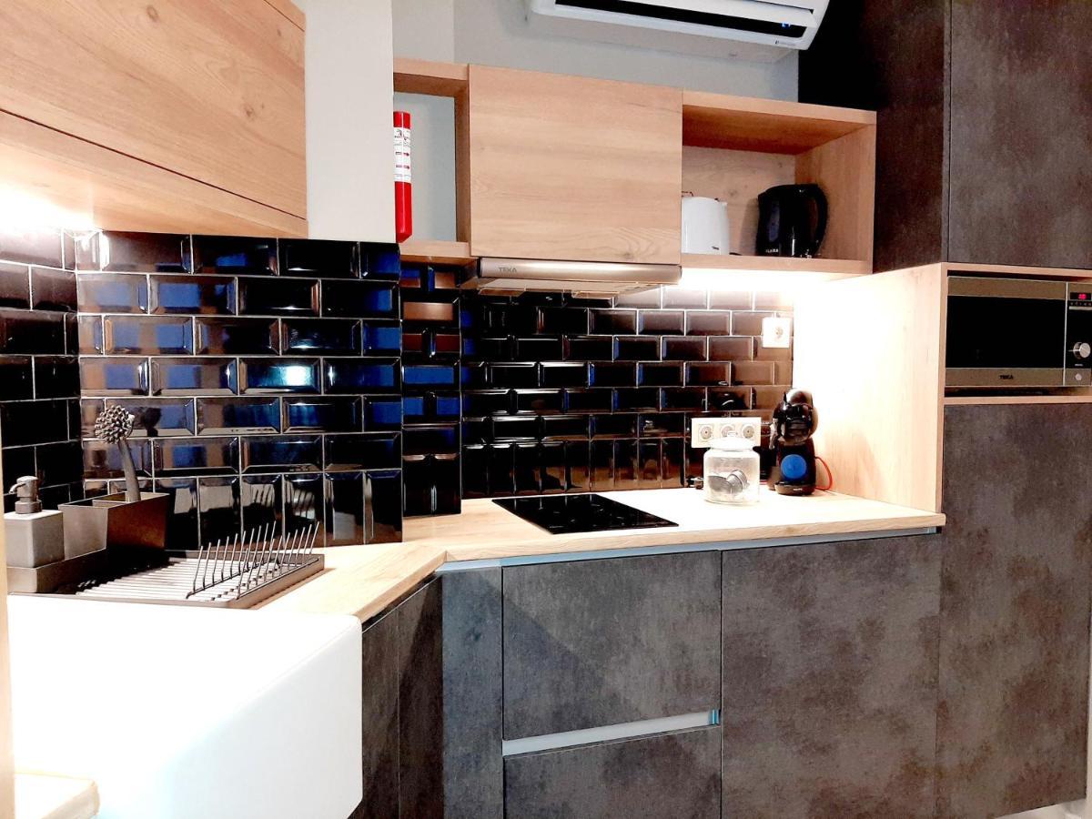 Lf Camelia Deluxe Apartment, By Flat In Apartamento
